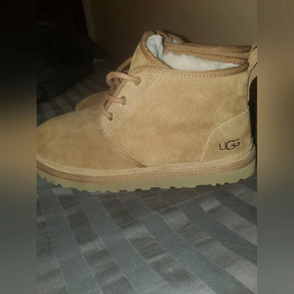 UGG Australia Mens Size 8 Chestnut Suede Shearling Chukka Boots Moccasins Tan Mens UGG® Neumel Chukka Boot - Chestnut | Journeys main image 3